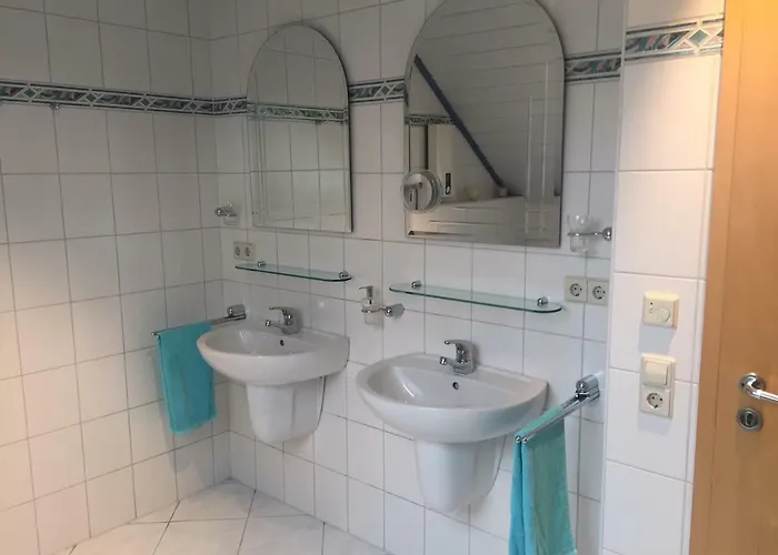 בית נופש Eifelferienhaus Pruem Steinmehlen